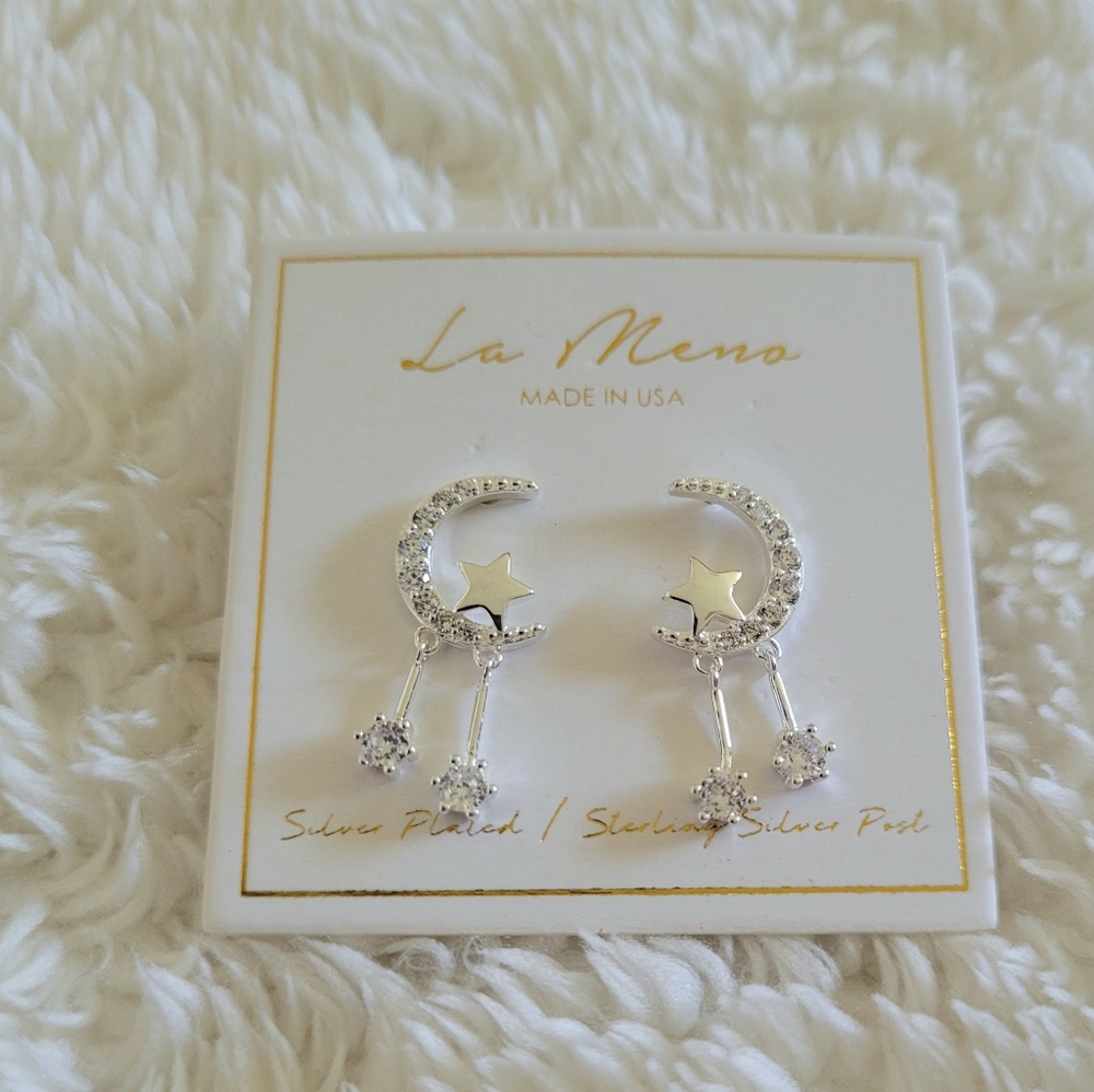 La Meno Silver🤍 Starling🌠 Earrings - Picture 2 of 15